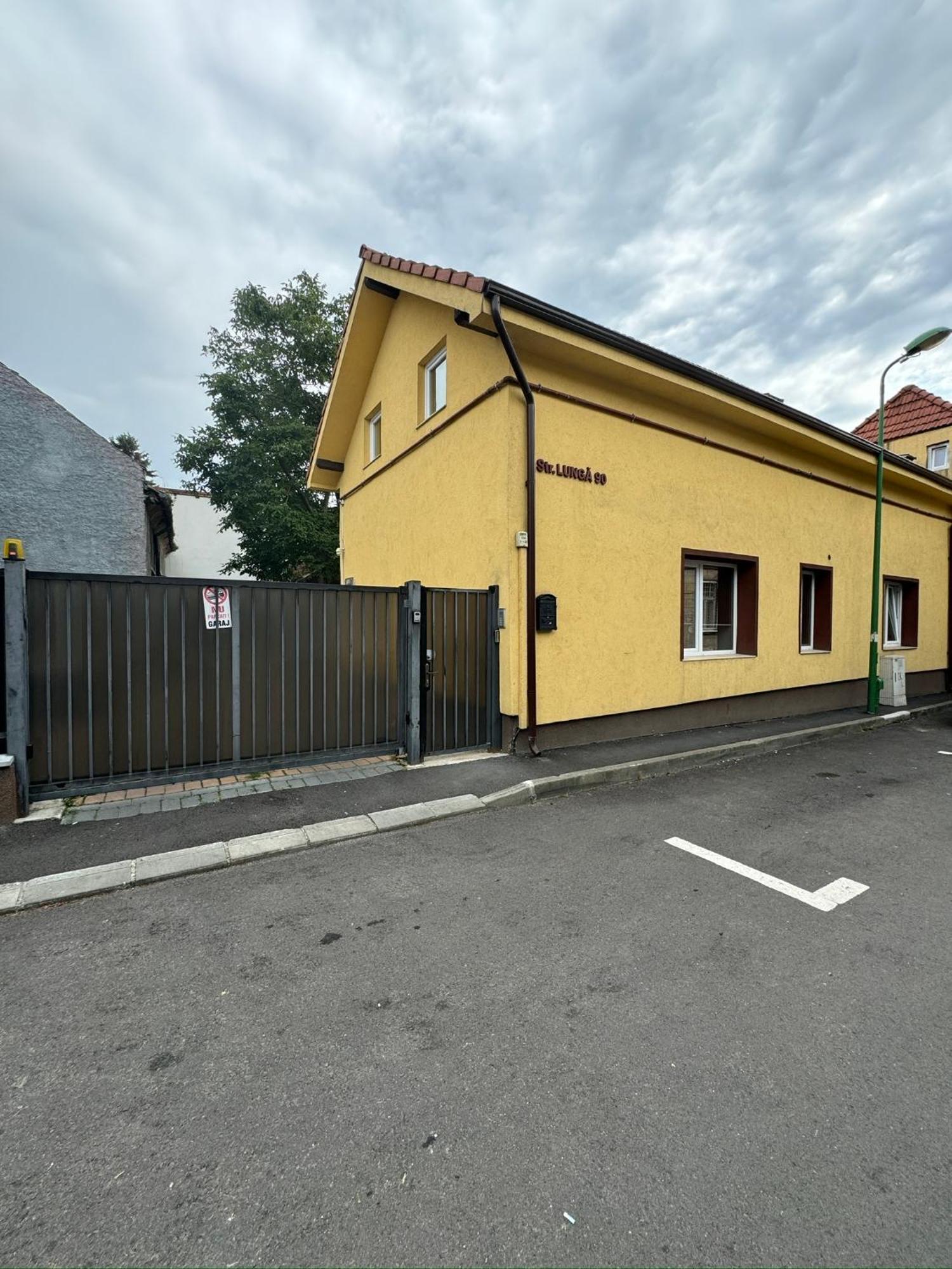 Apartamente De Inchiriat Lucky House Brassó Kültér fotó